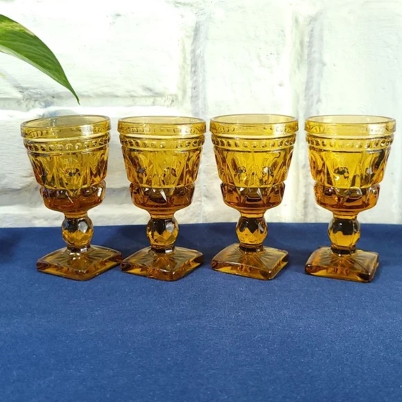 Indiana Glass Colony Park Footed Amber Cordial Glasses - Picture 3 of 8